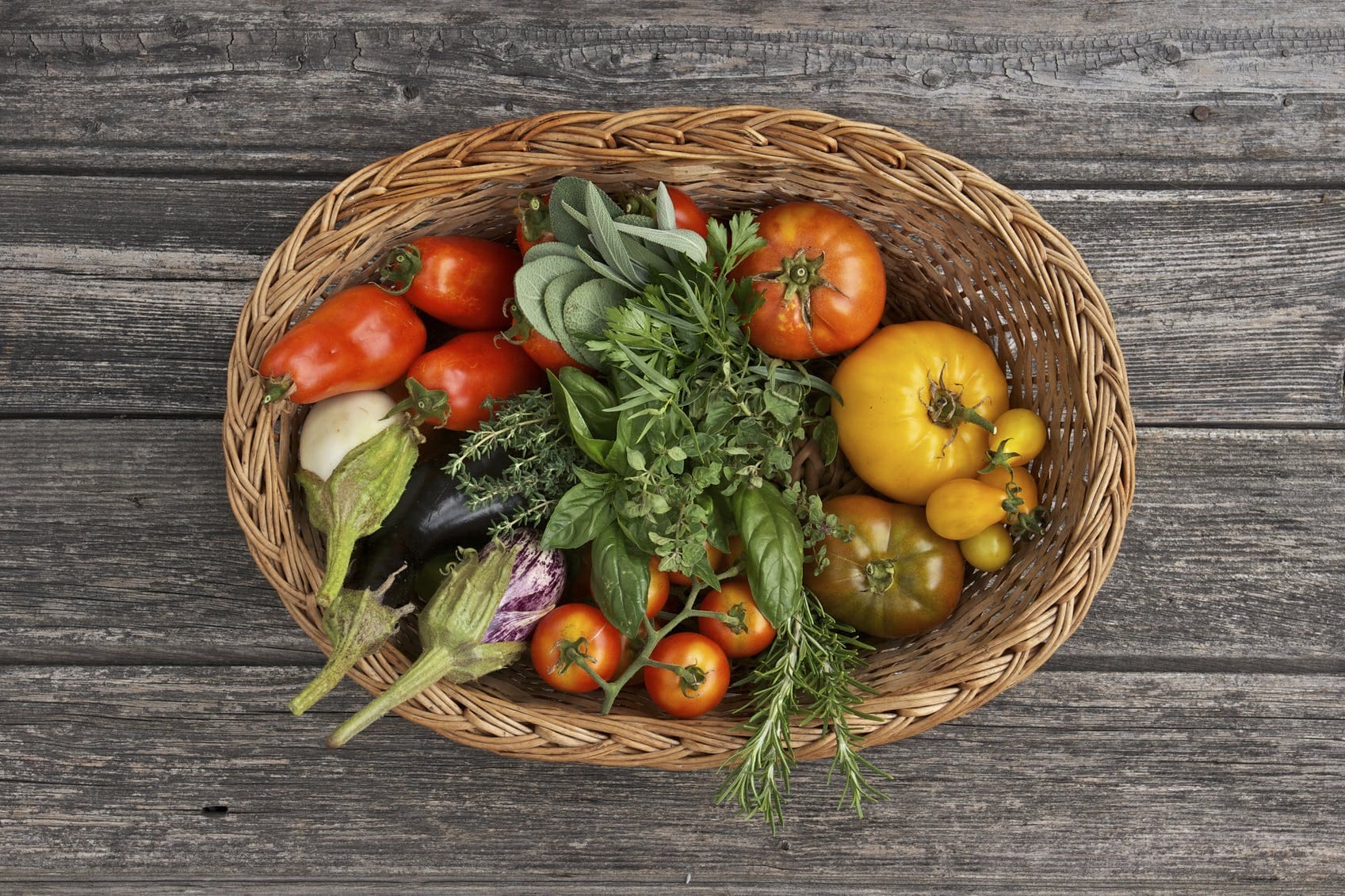 野菜の栄養素 ビタミンAやC、葉酸やカリウム、食物繊維って何？