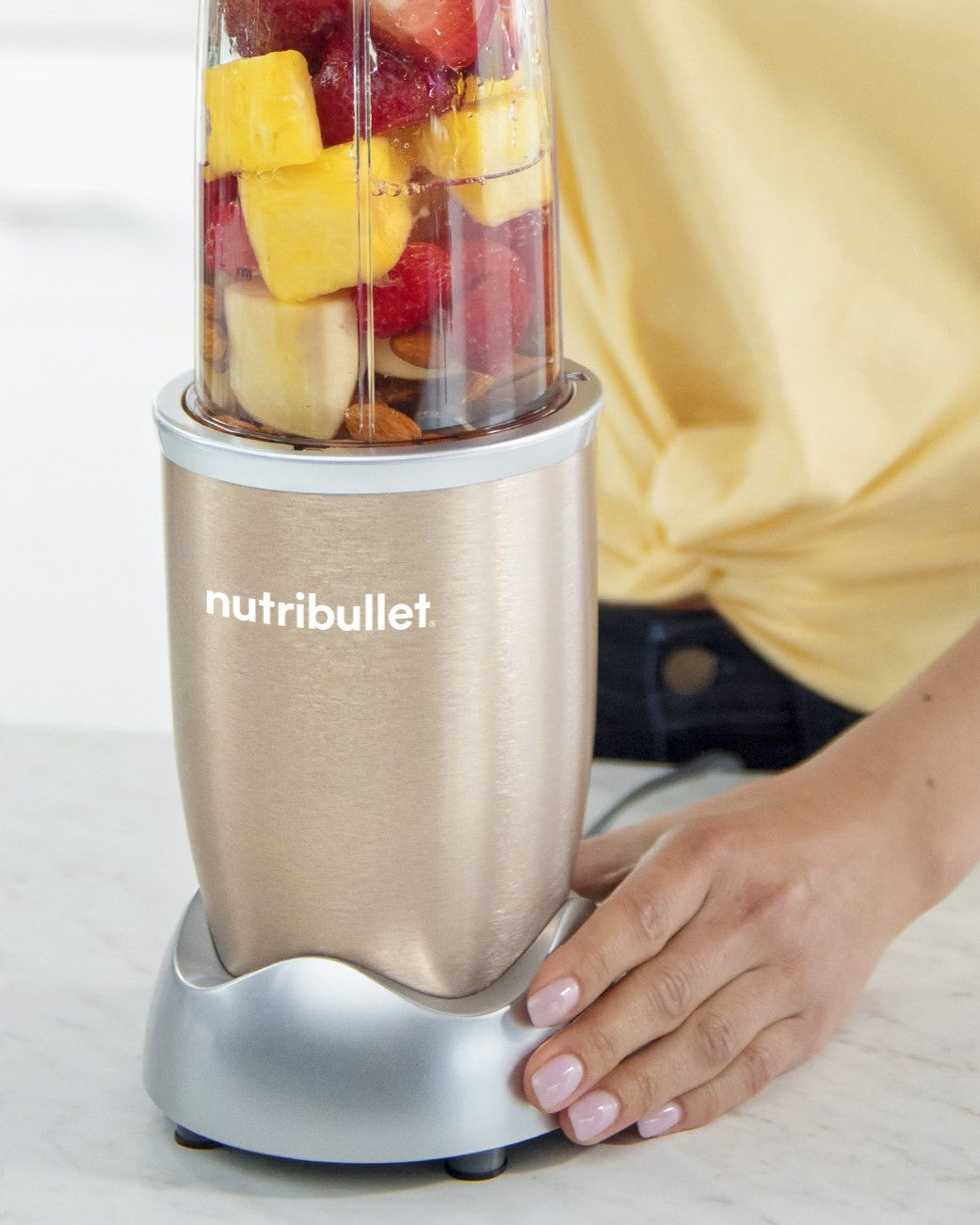 セレブ愛用パワフルミキサー NUTRIBULLET PROニュートリブレットプロ LIMON、氷も砕けるアメリカ発パワーブレンダー「ニュートリブレット